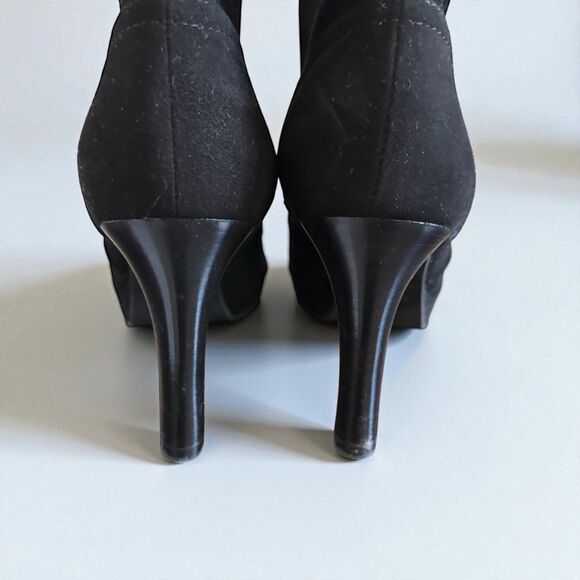 EUC AQUATALIA Weatherproof Reyna Black Suede Booties Size 8M with Dust Bag - Picture 6 of 9